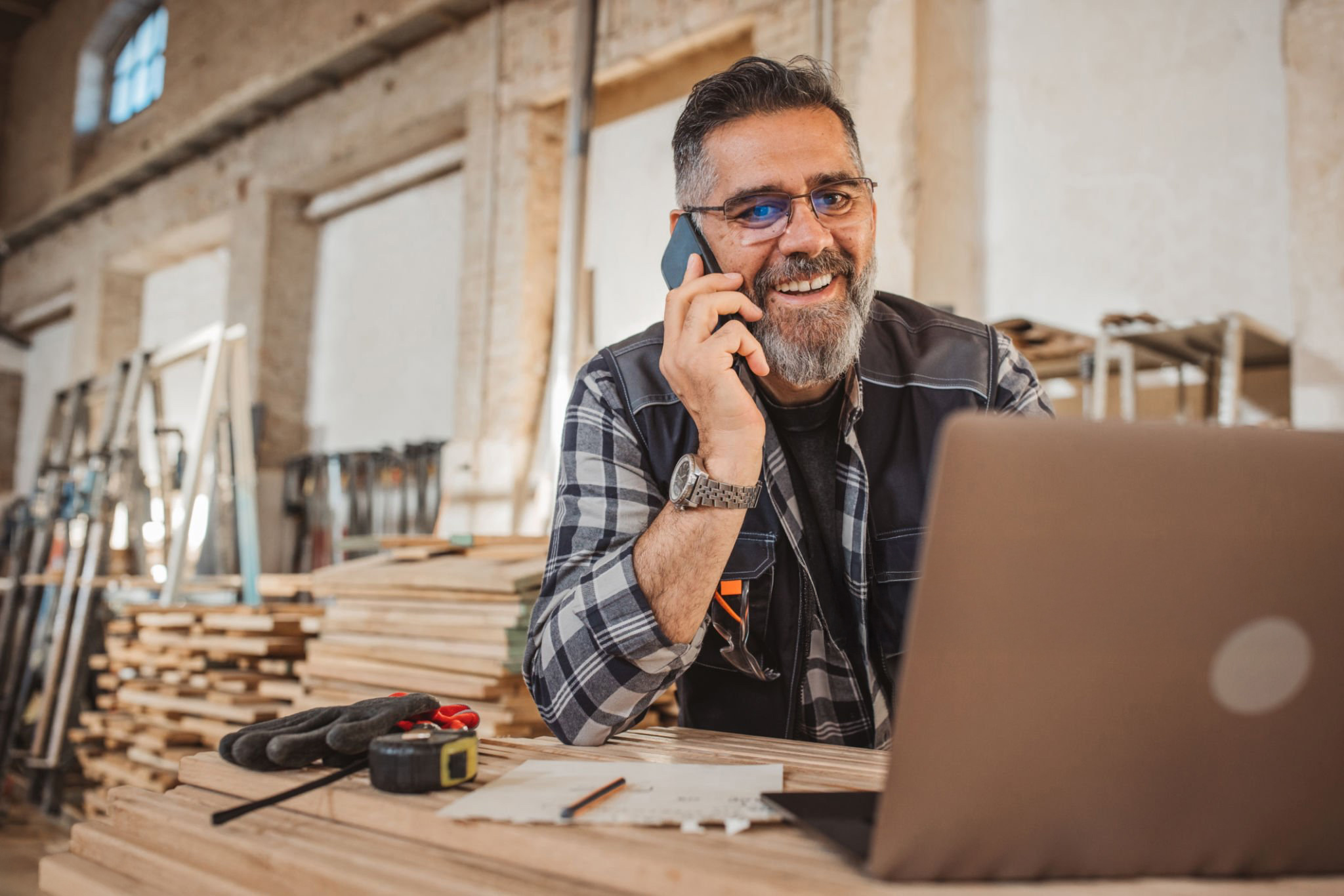 Top 5 Ways Small Businesses Will Stay Competitive in 2025